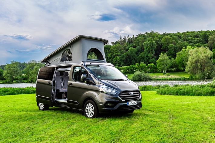 Big Nugget und Flexibus – Ford präsentiert zwei Weltpremieren auf dem Caravan Salon
