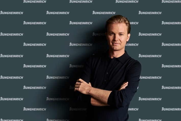 Gemeinsam ins Rennen für E-Mobilität und Nachhaltigkeit: Nico Rosberg wird Markenbotschafter für Jungheinrich